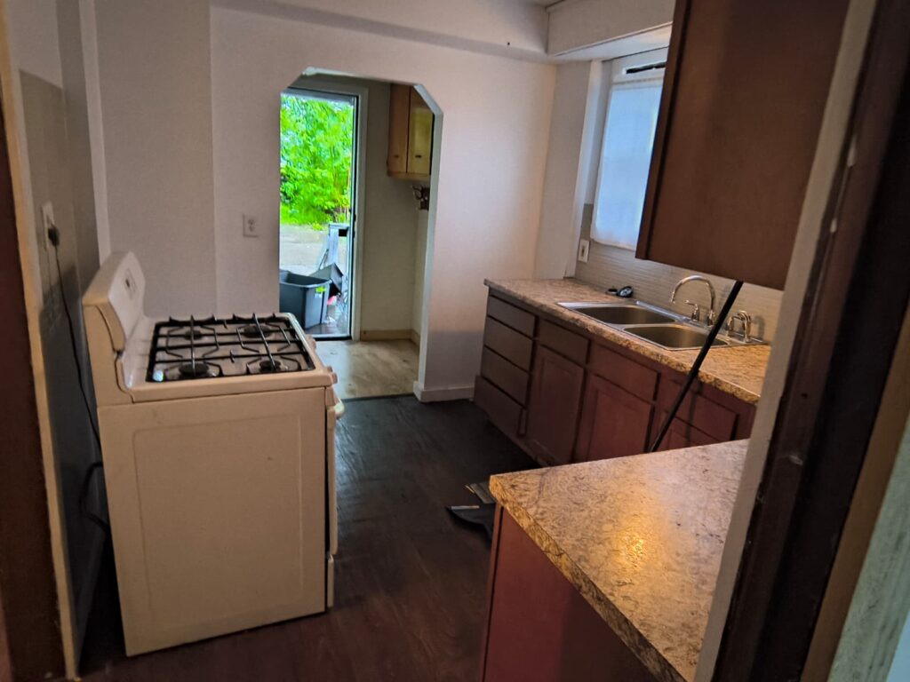 Kitchen cleanout